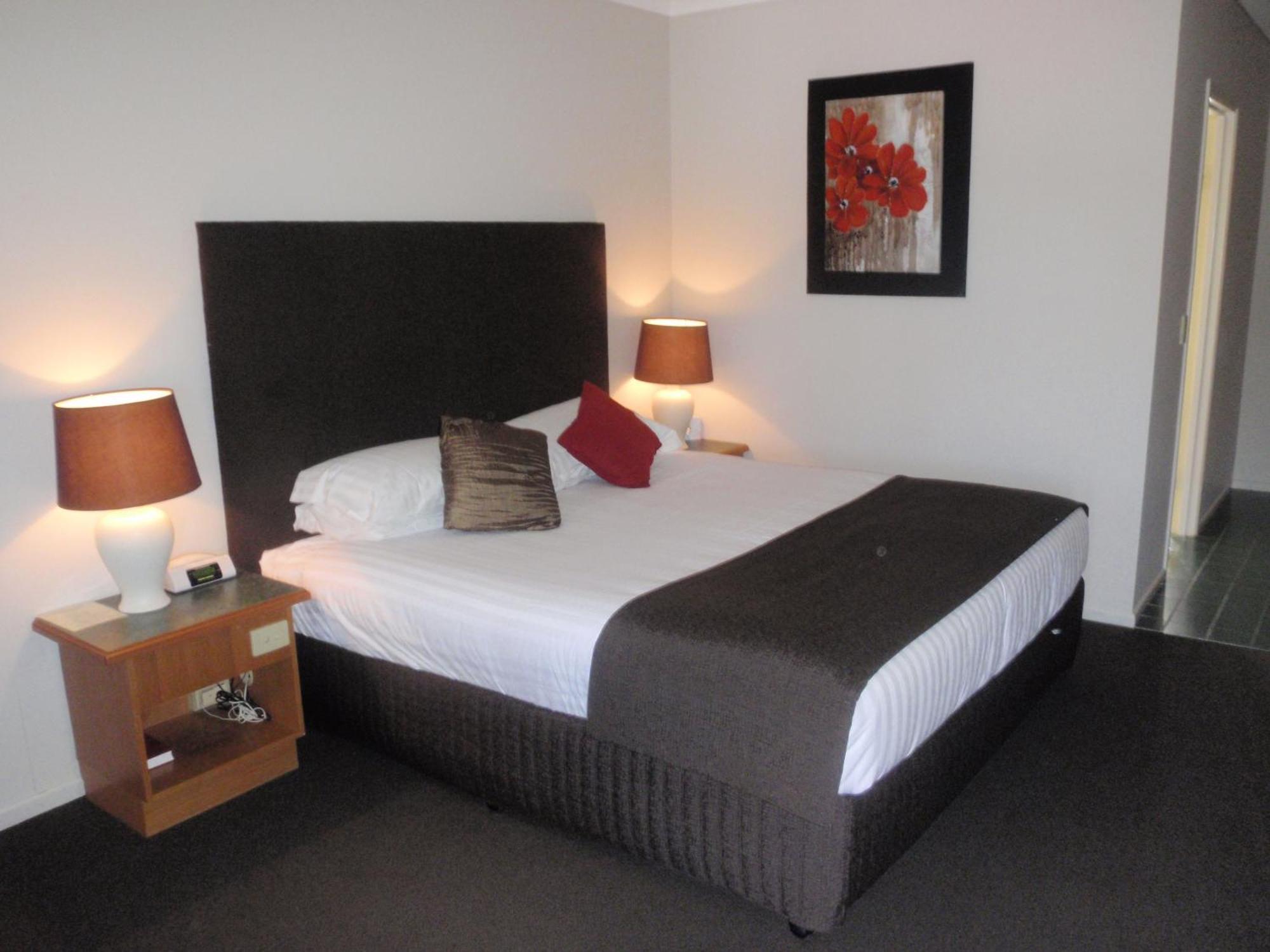 McNevins Logan Park Motel Loganholme Buitenkant foto