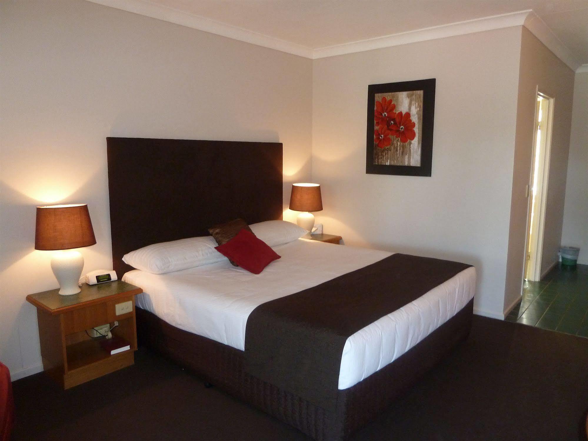 McNevins Logan Park Motel Loganholme Buitenkant foto