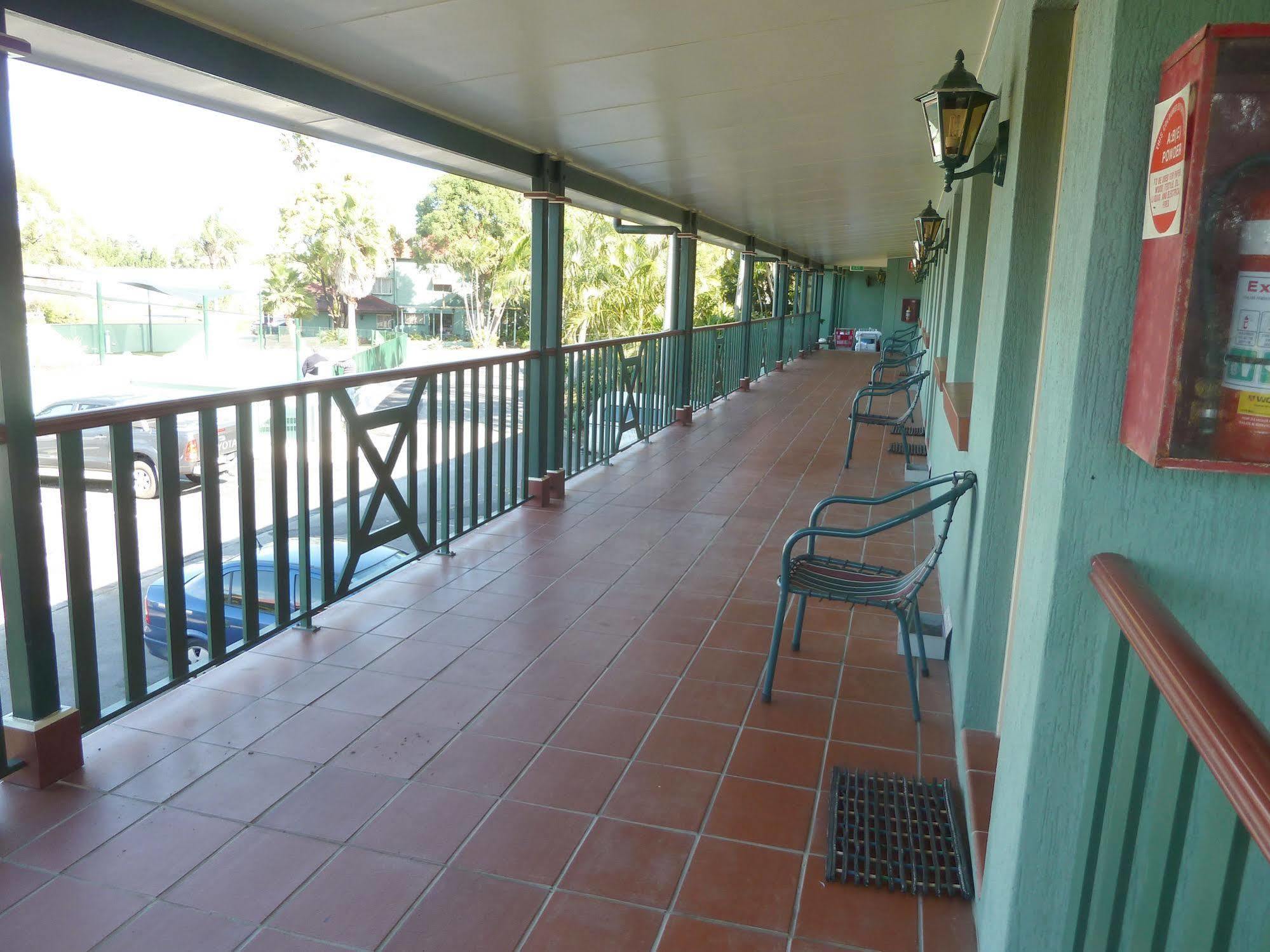 McNevins Logan Park Motel Loganholme Buitenkant foto